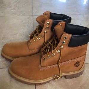 Men’s Timberland Padded Collar Boots